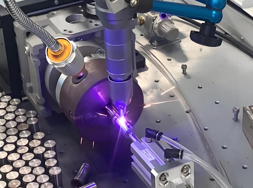 冷却设备对激光自动焊接机的性能和寿命的影响 冷却设备对激光自动焊接机的性能和寿命的影响